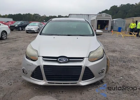 2014 Ford Focus Titanium из США, поврежденный, VIN 1FADP3N23EL402874